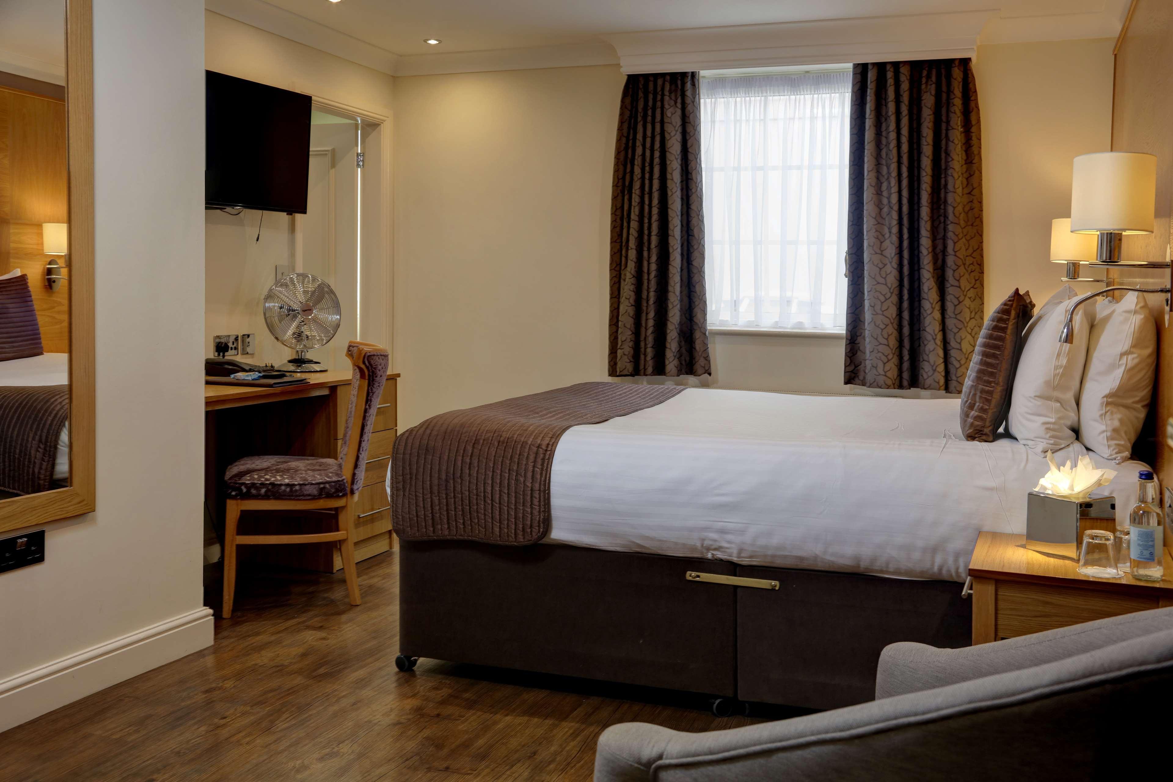 فندق Crowne Plaza East Midlands Airport By Ihg دربي المظهر الخارجي الصورة
