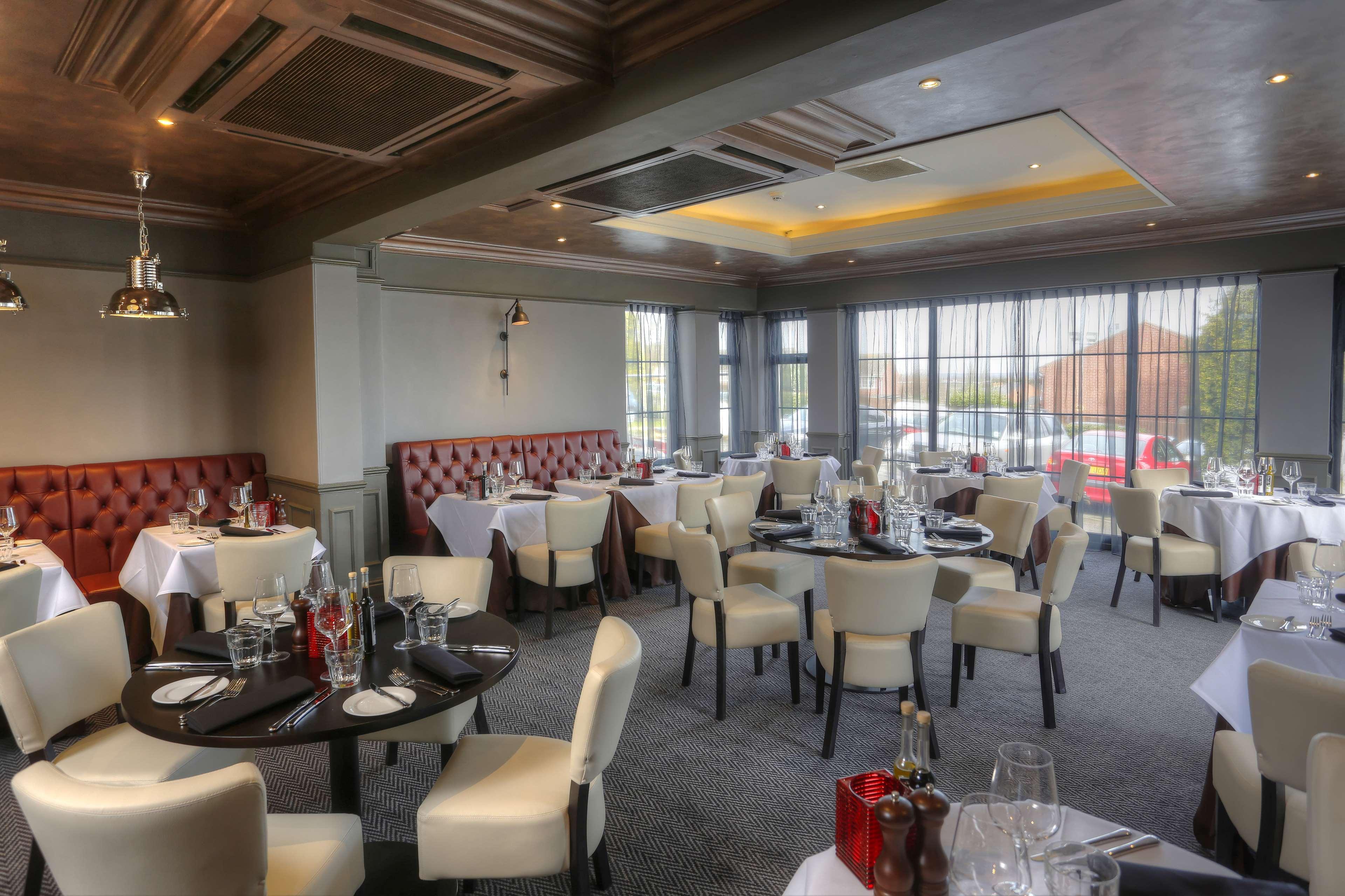 فندق Crowne Plaza East Midlands Airport By Ihg دربي المظهر الخارجي الصورة