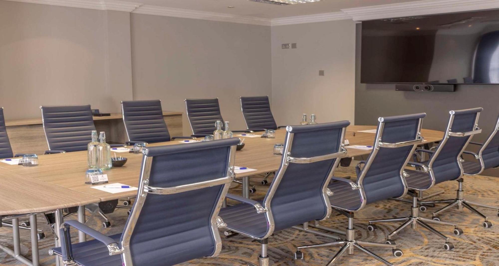 فندق Crowne Plaza East Midlands Airport By Ihg دربي المظهر الخارجي الصورة