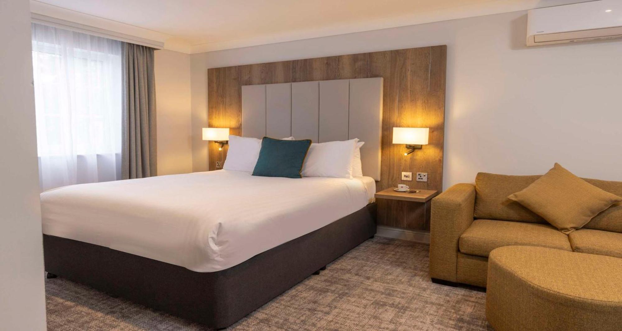 فندق Crowne Plaza East Midlands Airport By Ihg دربي المظهر الخارجي الصورة