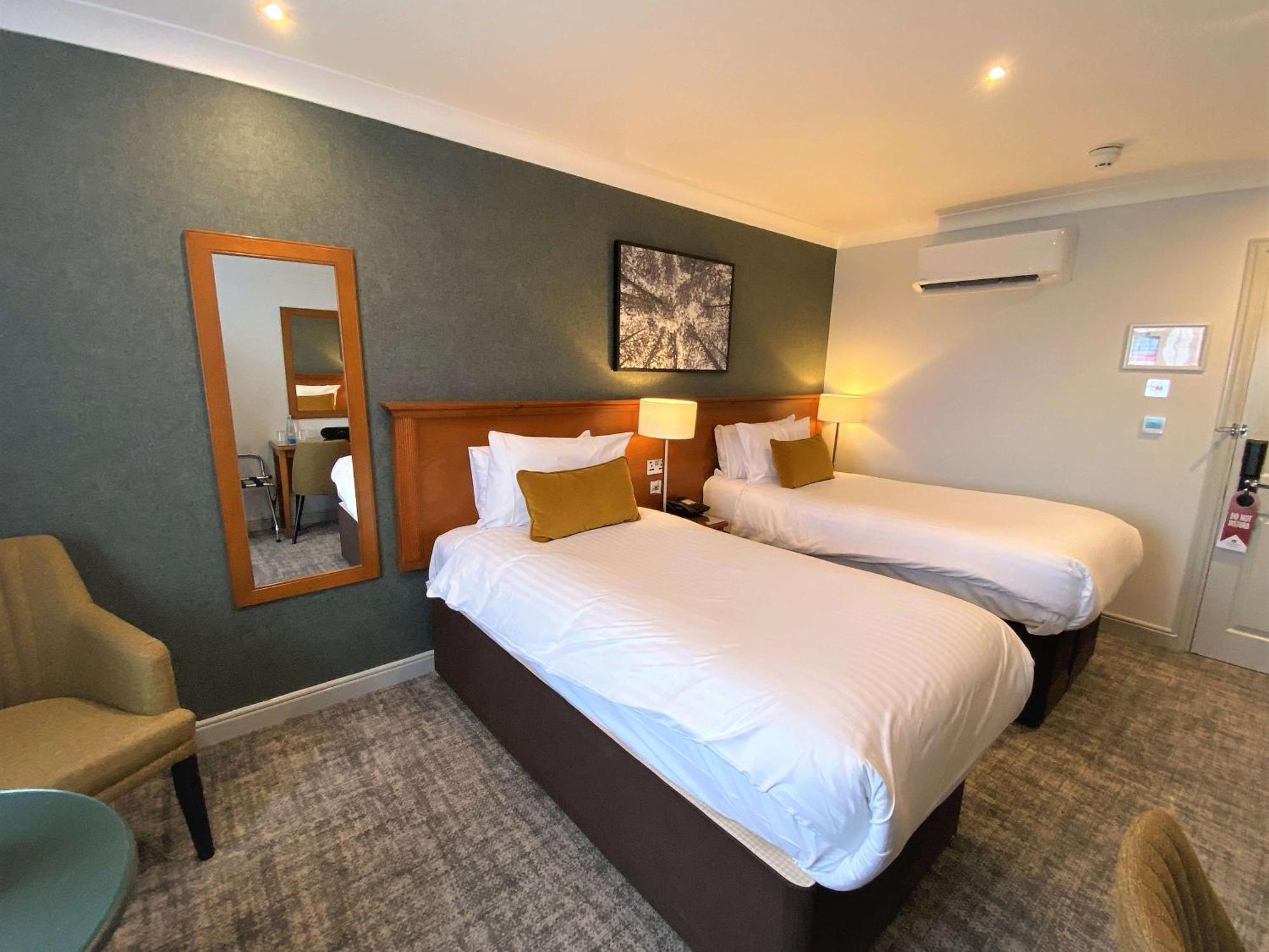 فندق Crowne Plaza East Midlands Airport By Ihg دربي المظهر الخارجي الصورة